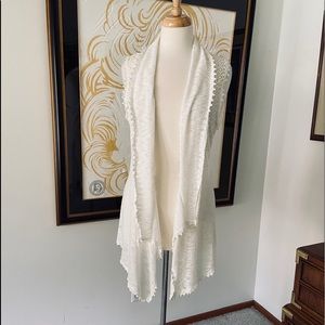Lace Cream vest